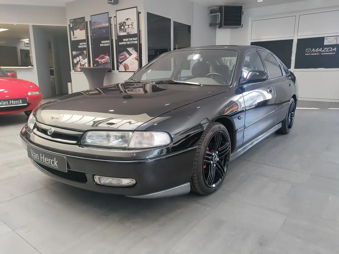 Mazda 626 2.5i V6 OLDTIMER - 1