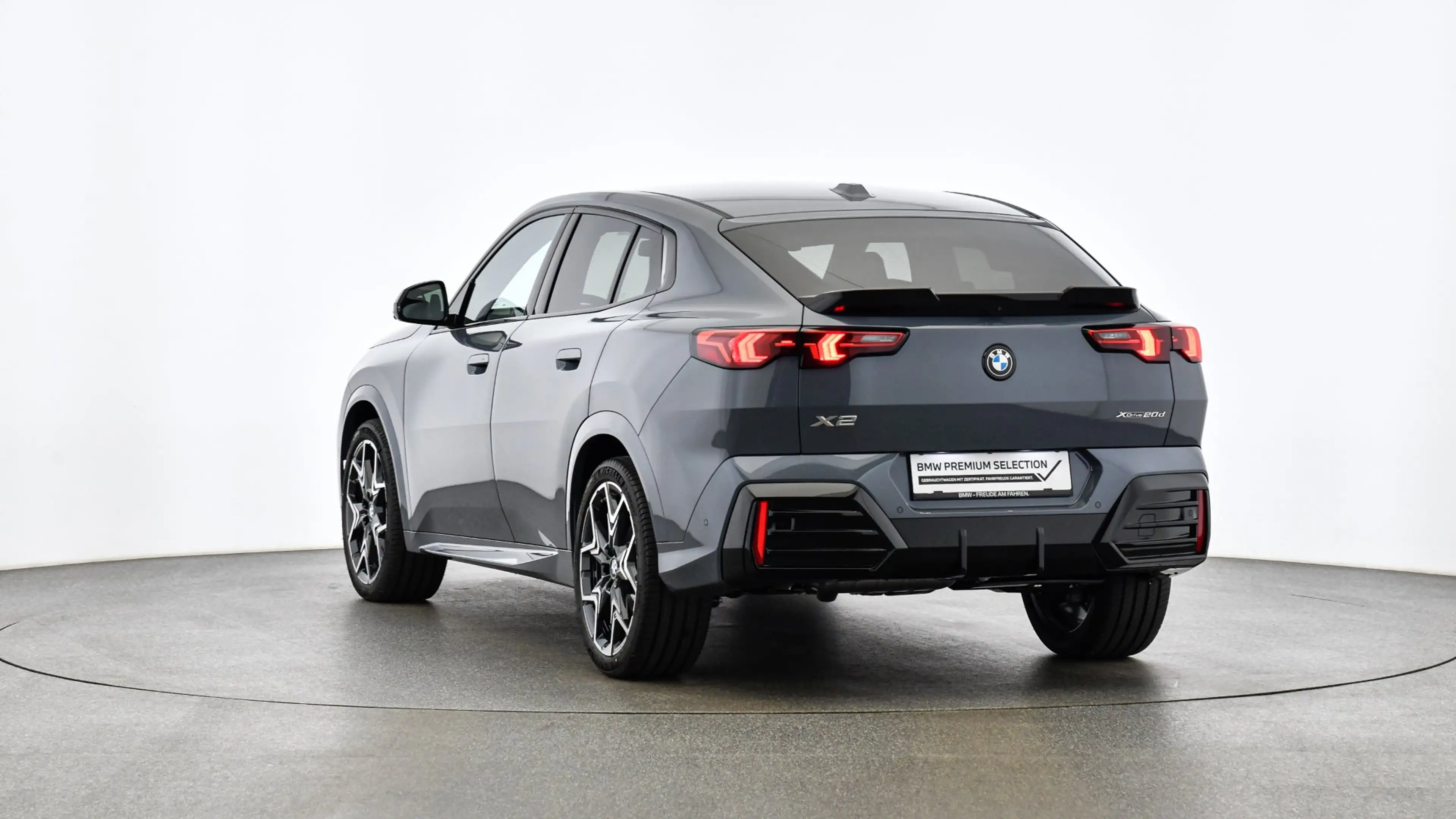 BMW X2 20d xDrive — photo 3