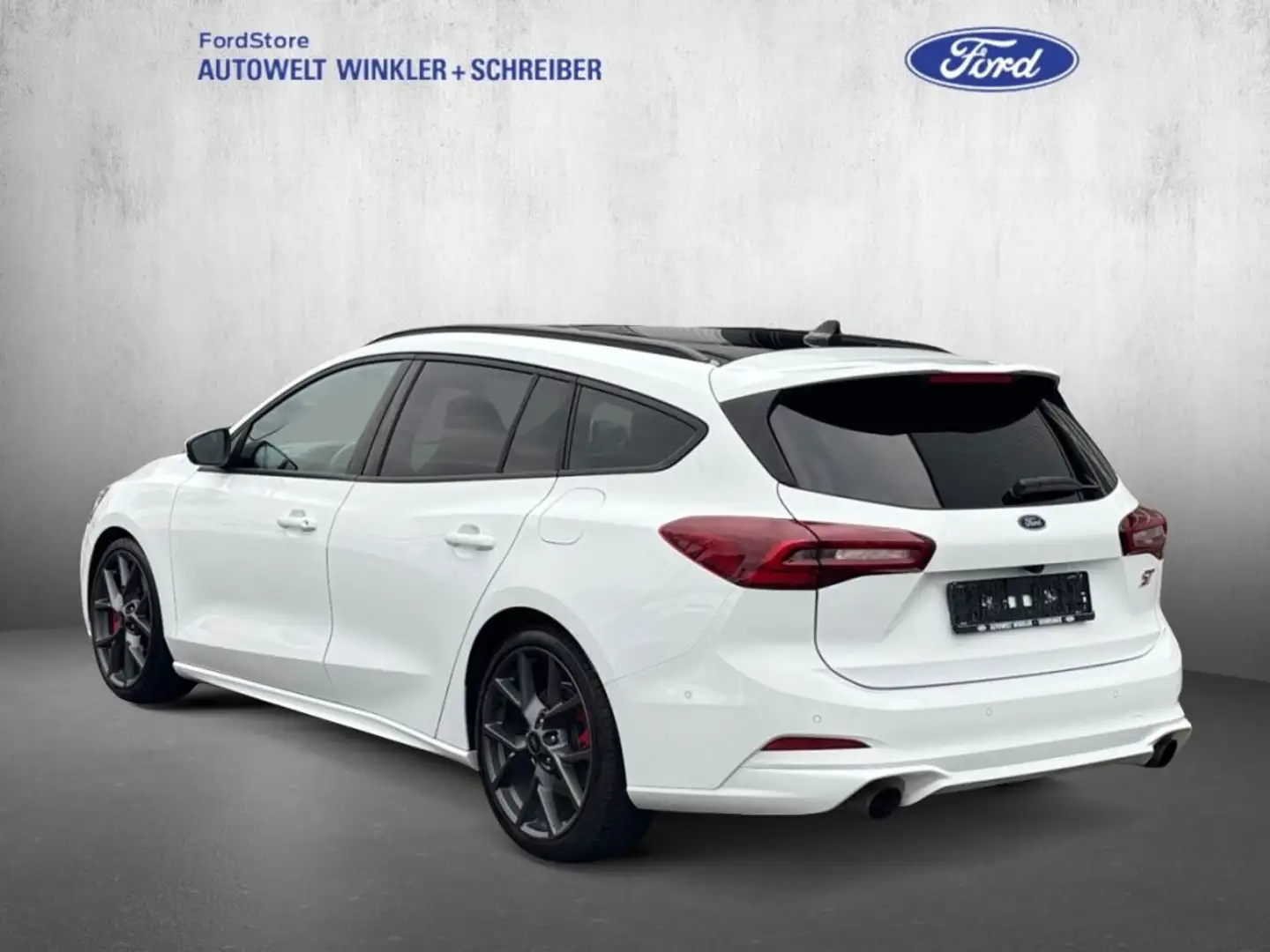 Ford Focus Turnier 2.3 EcoBoost S&S Aut. ST X Weiß - 2