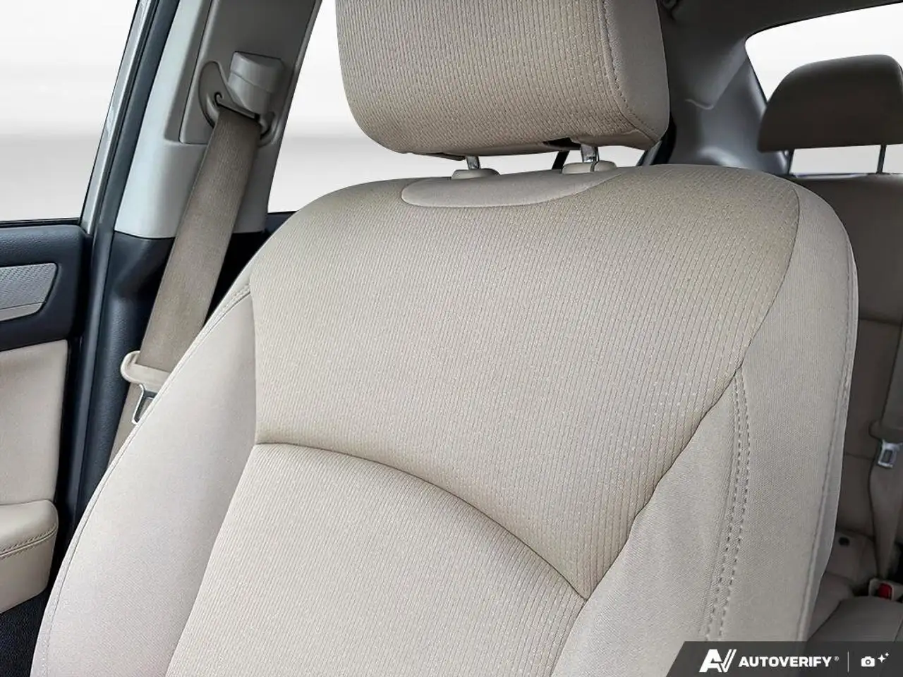 Subaru Legacy снимка Subaru Legacy