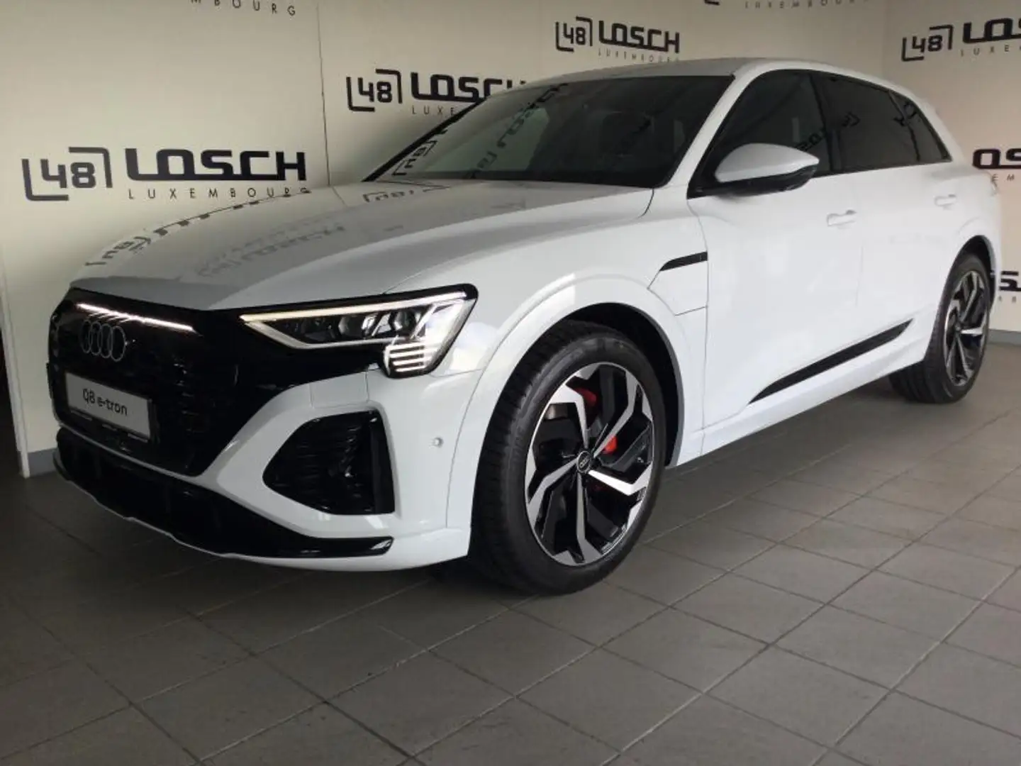 Audi Q8 e-tron S line 55 quattro Blanc - 1