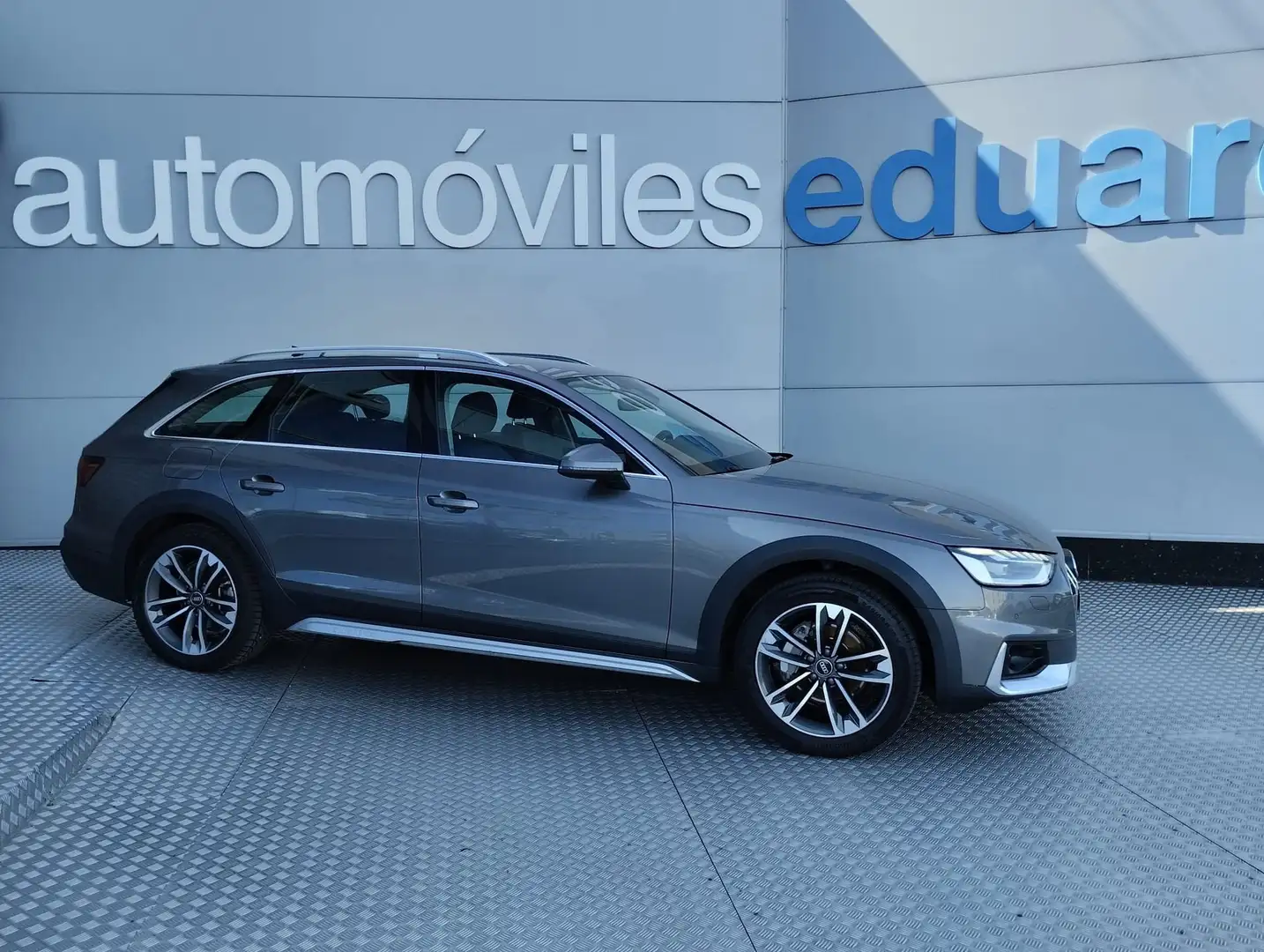 Audi A4 allroad 40 TDI quattro S-Tronic 150kW Gris - 1