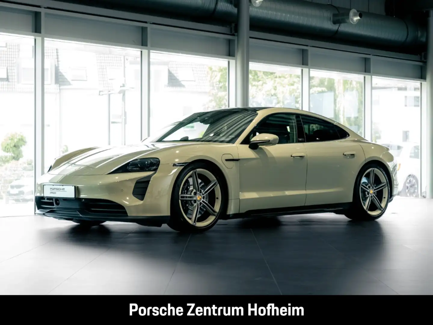 Porsche Taycan GTS BOSE InnoDrive Surround-View Panorama Grey - 1