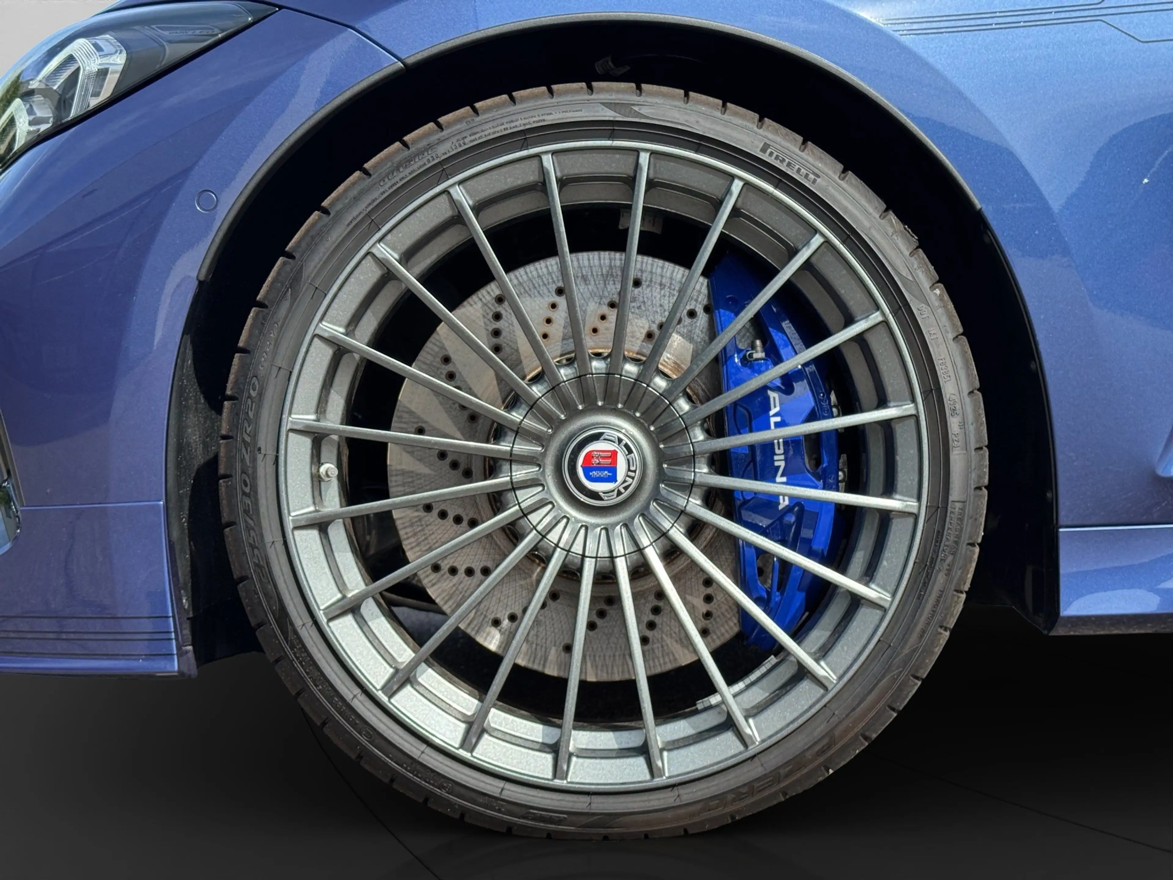 Alpina D3 S Touring SWITCH-TRONIC Allrad Drive-Parkassist 36 — photo 9