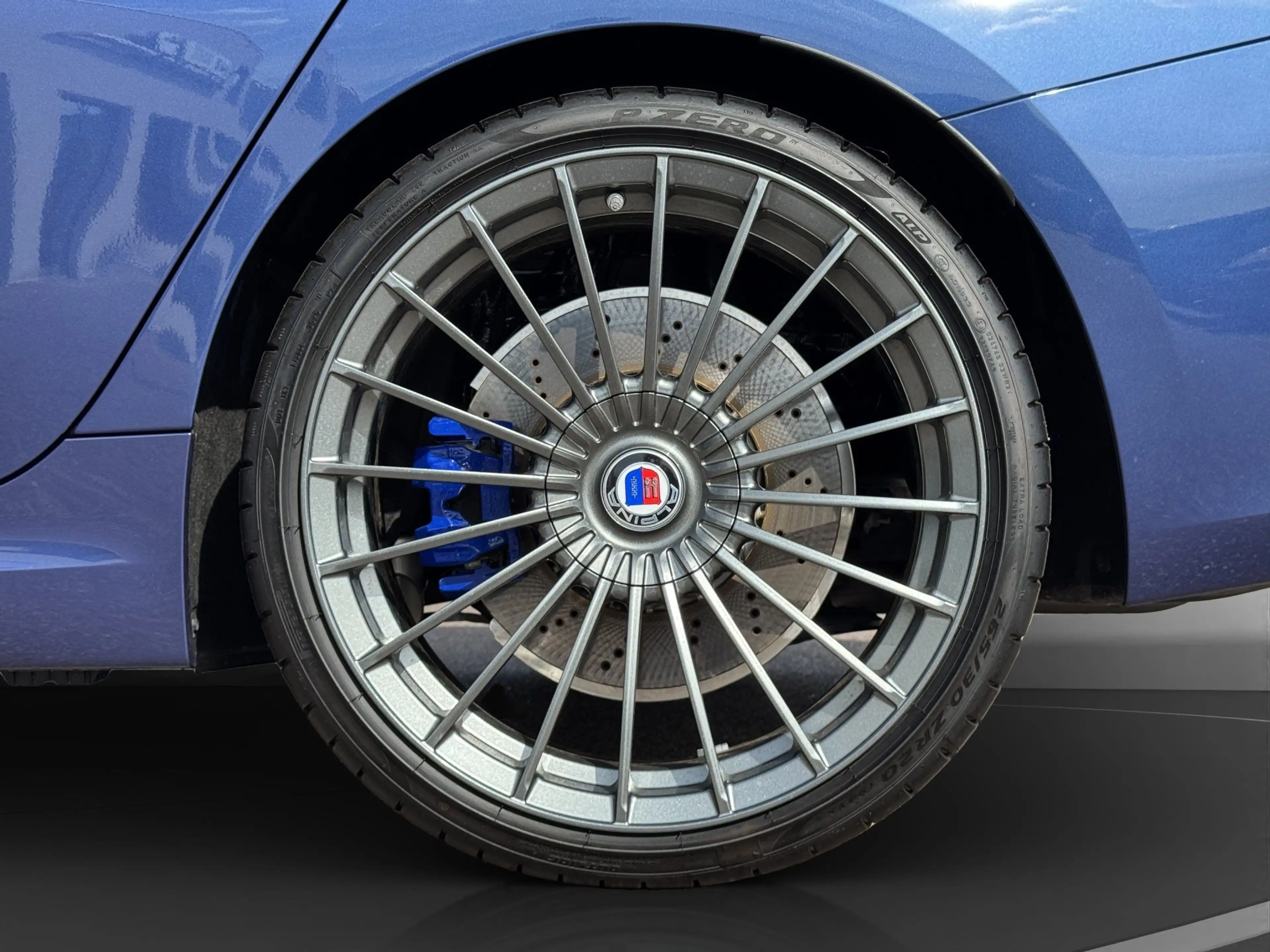 Alpina D3 S Touring SWITCH-TRONIC Allrad Drive-Parkassist 36 — photo 10