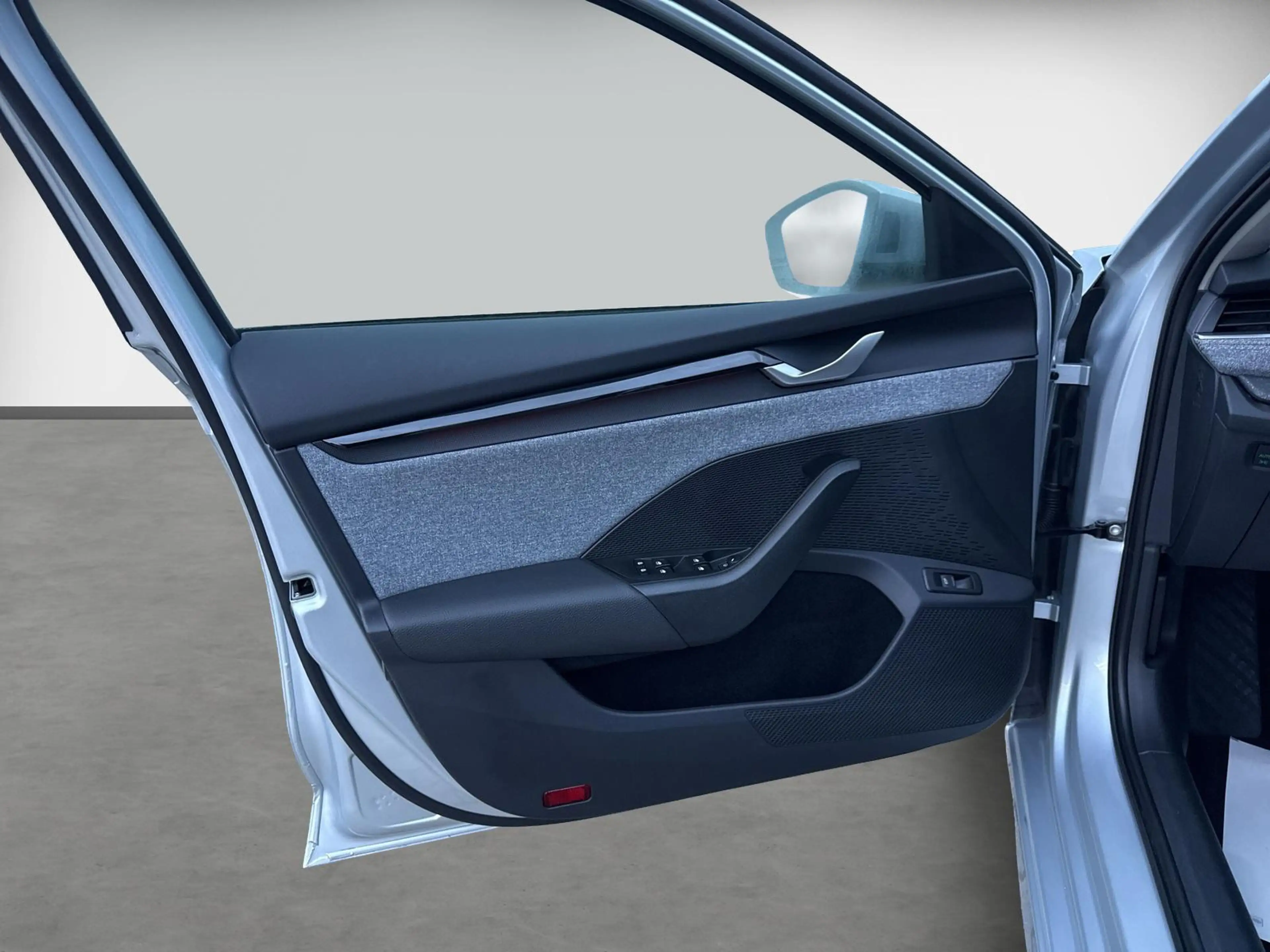 Skoda Octavia Combi 2.0TDI Tour Matrix LED HUD 360° behz Front — photo 14