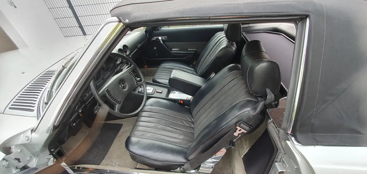 Mercedes-Benz SL 350 R107, foto 1