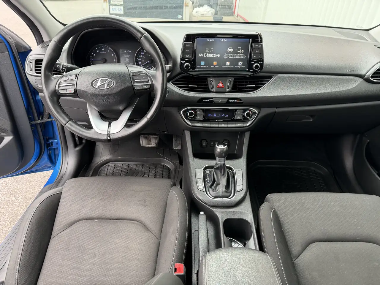 Hyundai ELANTRA снимка Hyundai ELANTRA