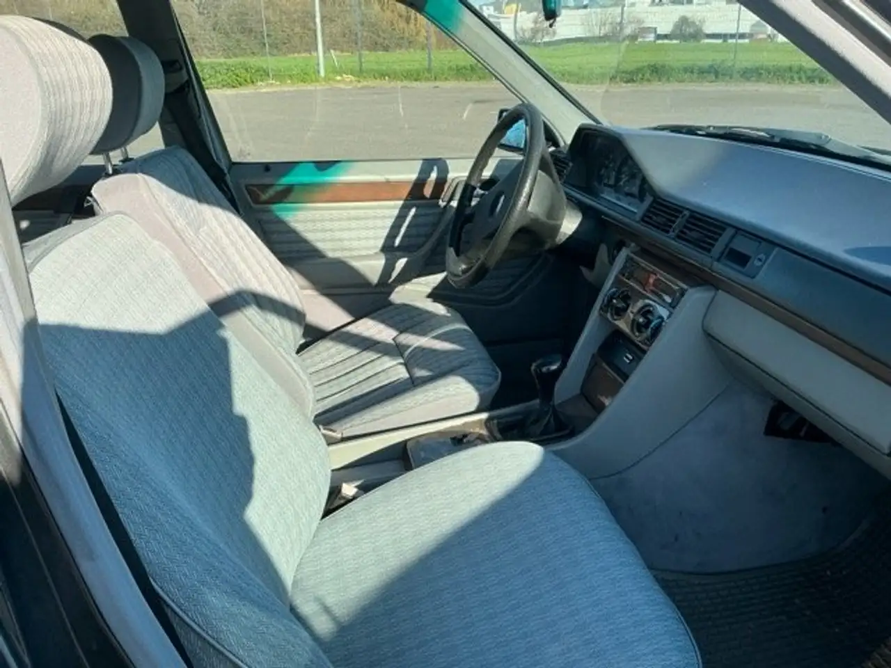 Mercedes-Benz E 200 seit 1996 in einer Hand!!!, foto 5