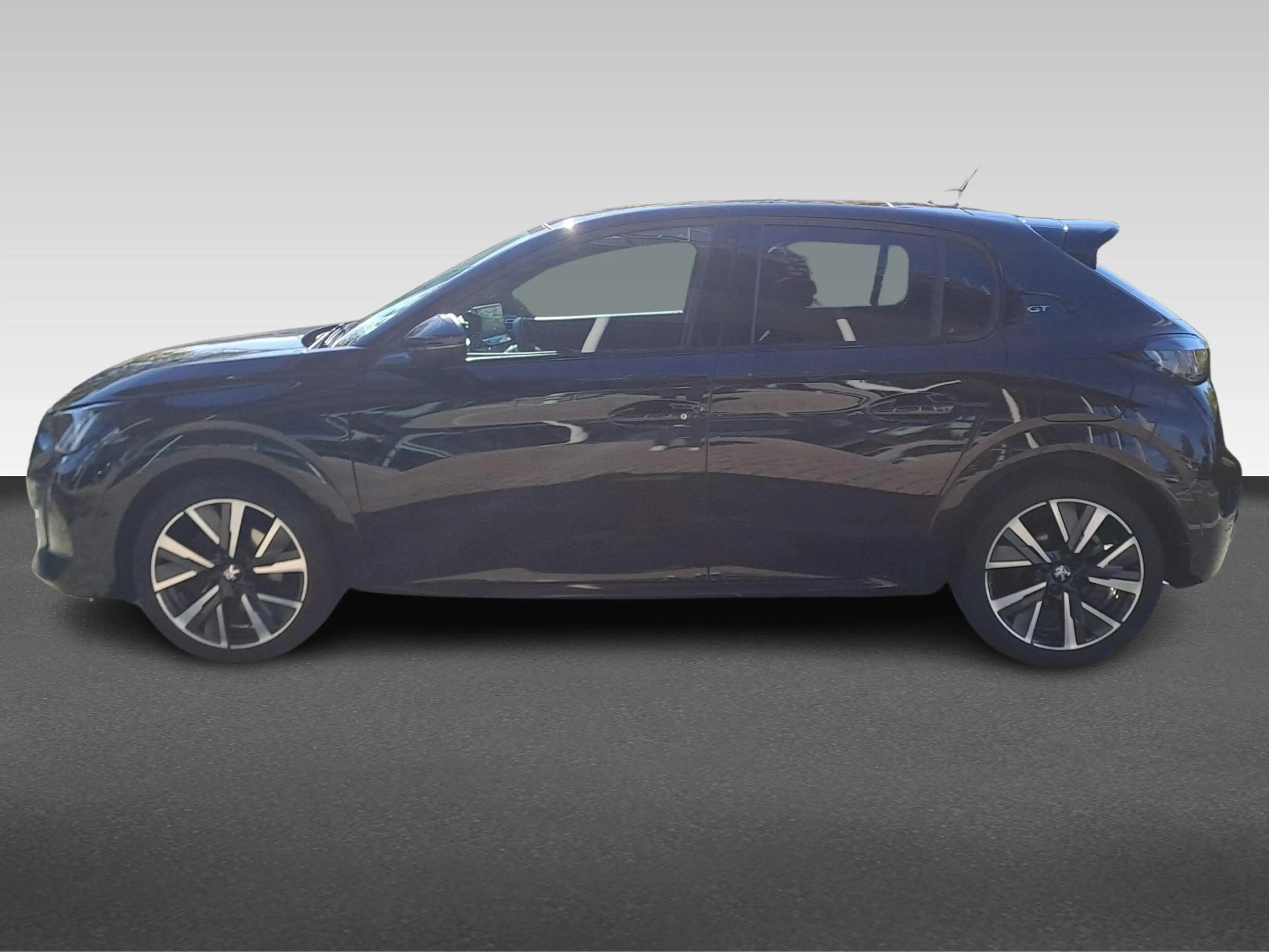 Peugeot 208 1.2 PureTech GT — photo 2