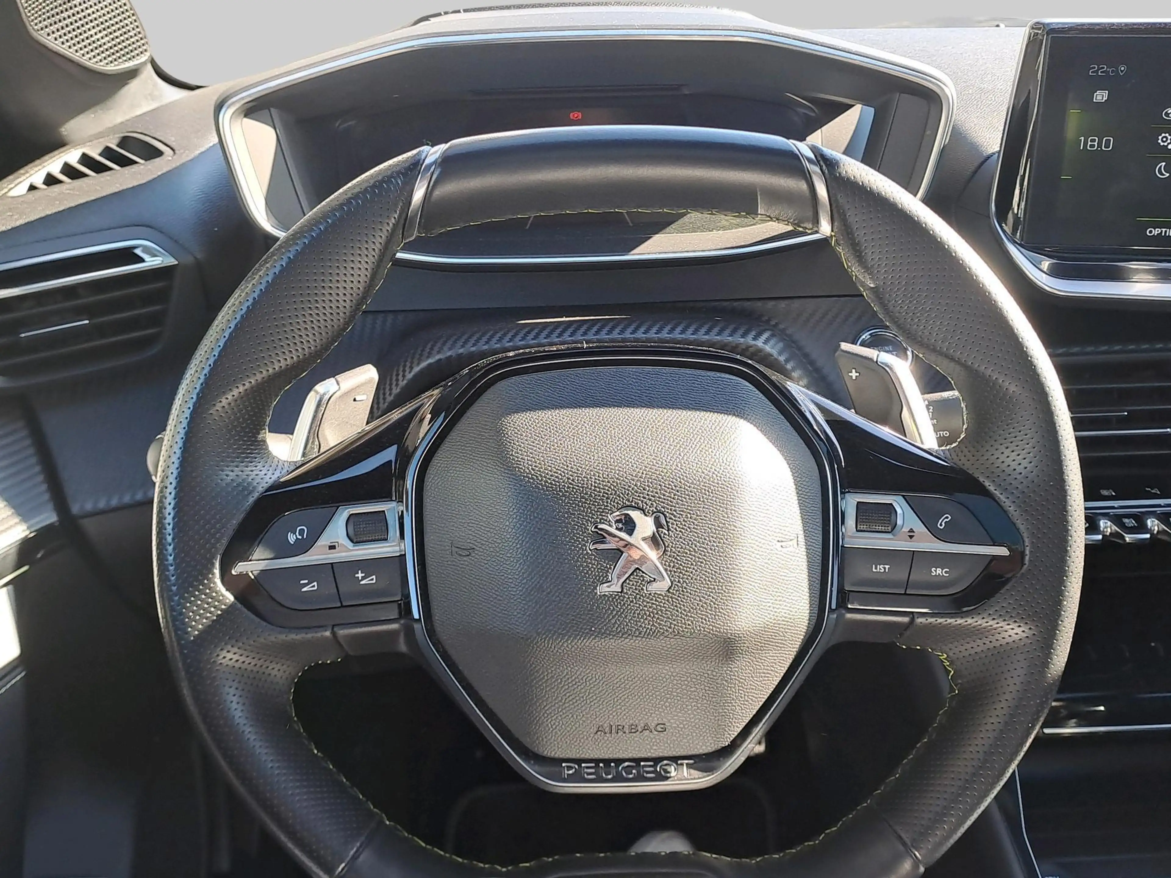 Peugeot 208 1.2 PureTech GT — photo 10