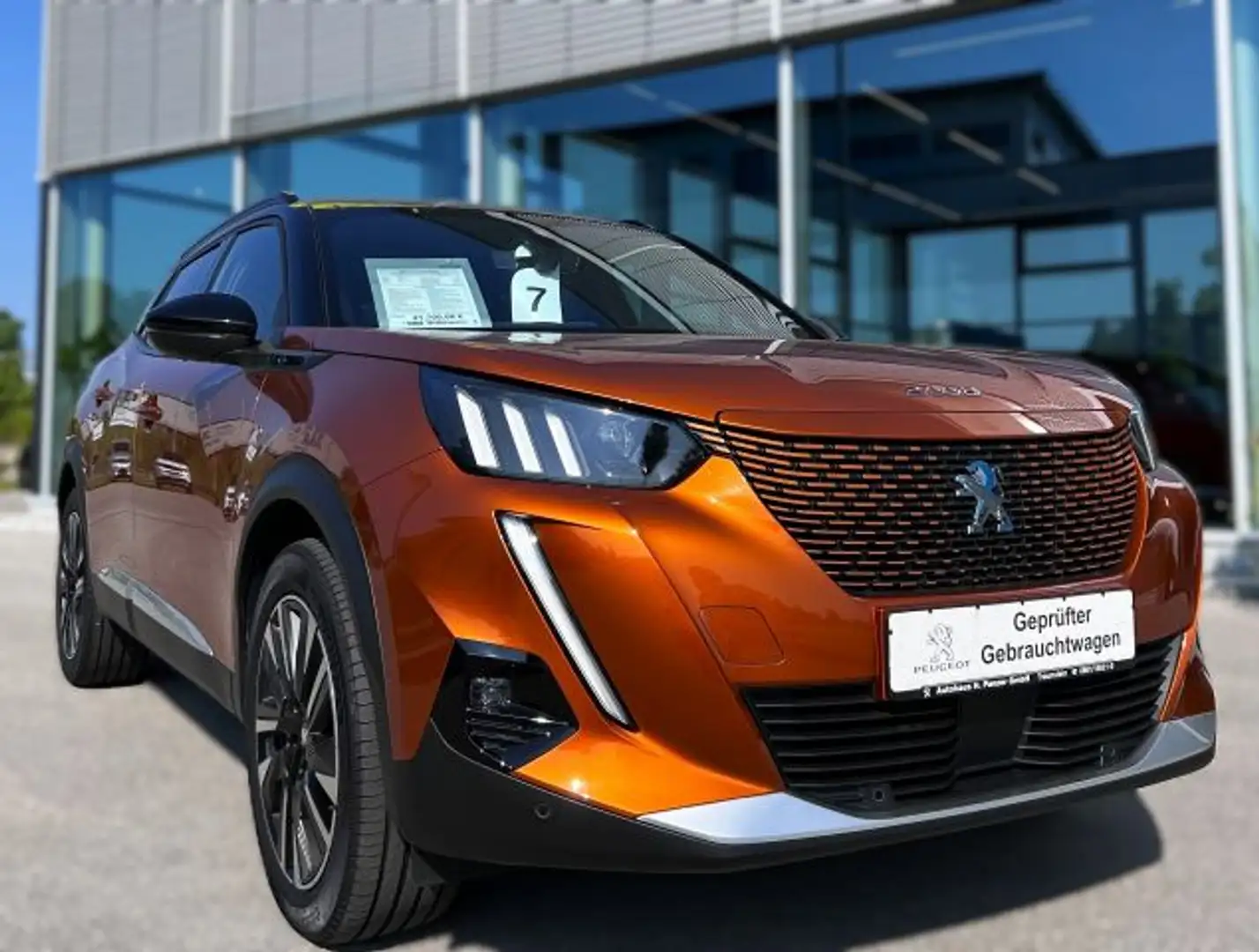 Peugeot 2008 Elektro GT Pack 136 Orange - 1