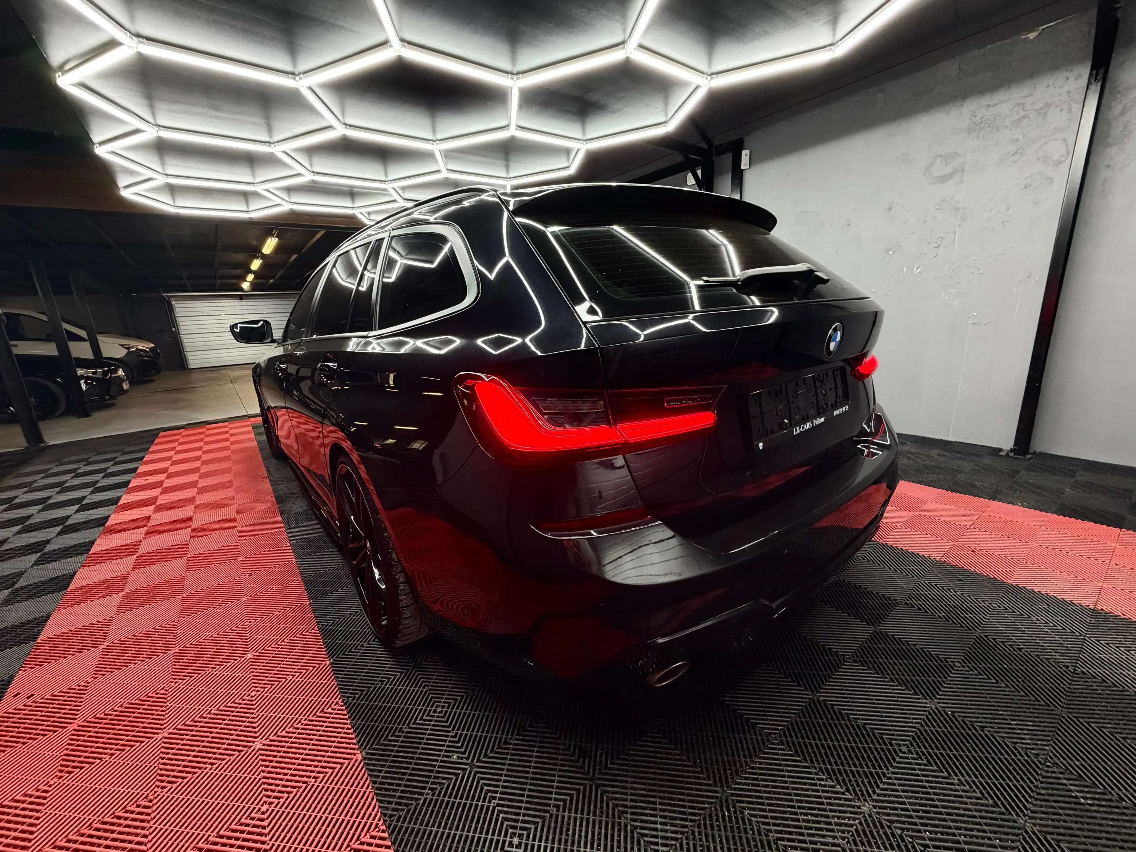 BMW 318 BMW SERIE 3* LOOK M*ÉCHAPPEMENT*PERFORMANCE — photo 6