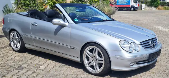Mercedes-Benz CLK 320 Cabrio Leder PDC AMG Serviceheft Tüv neu
