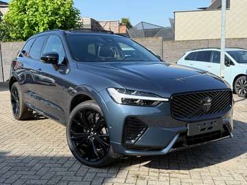 B5 MHEV AWD Black Edition Facelift "Pano Dak/Trekhaak/360° Camera"