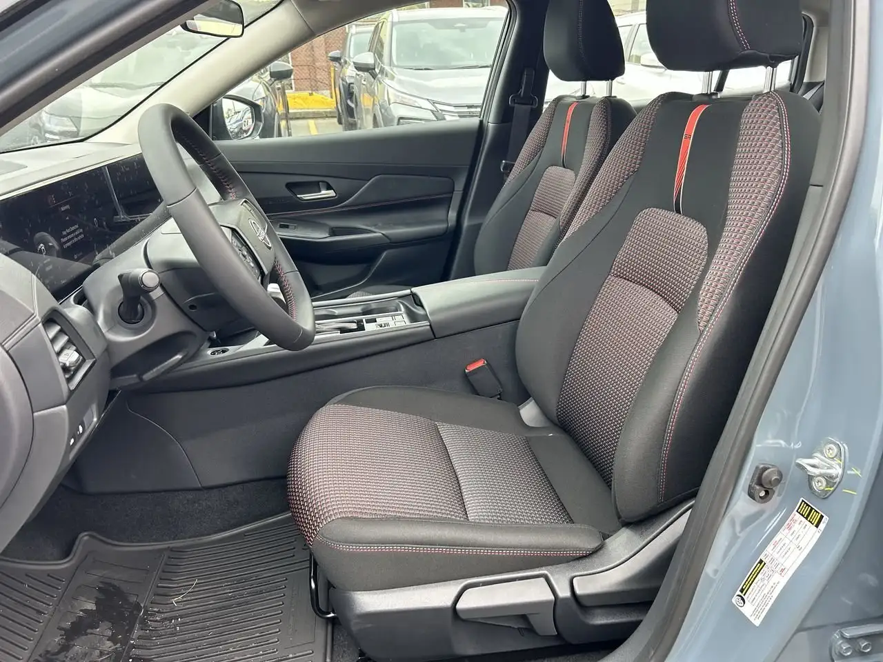 Nissan Sentra снимка Nissan Sentra