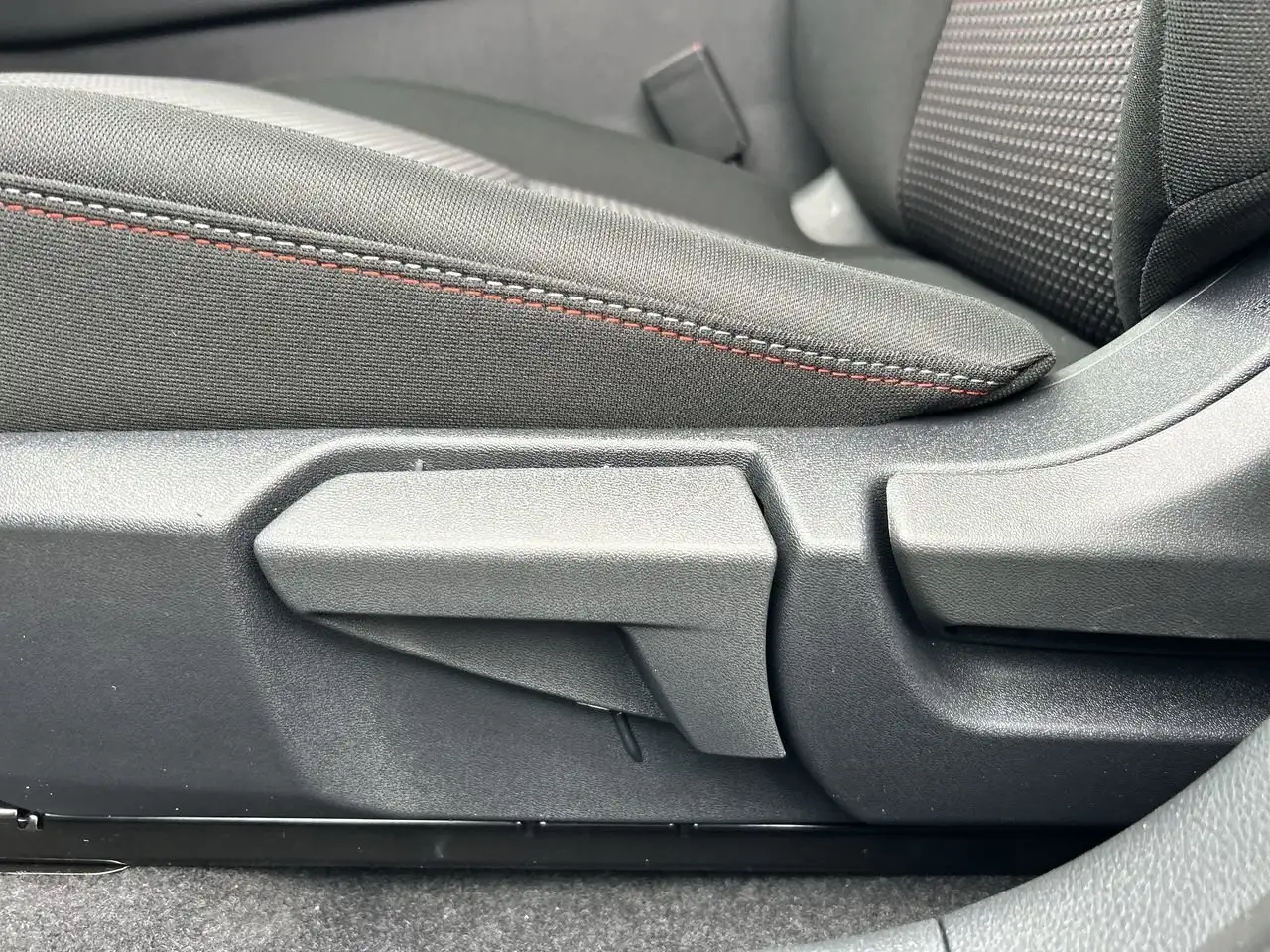 Nissan Sentra снимка Nissan Sentra