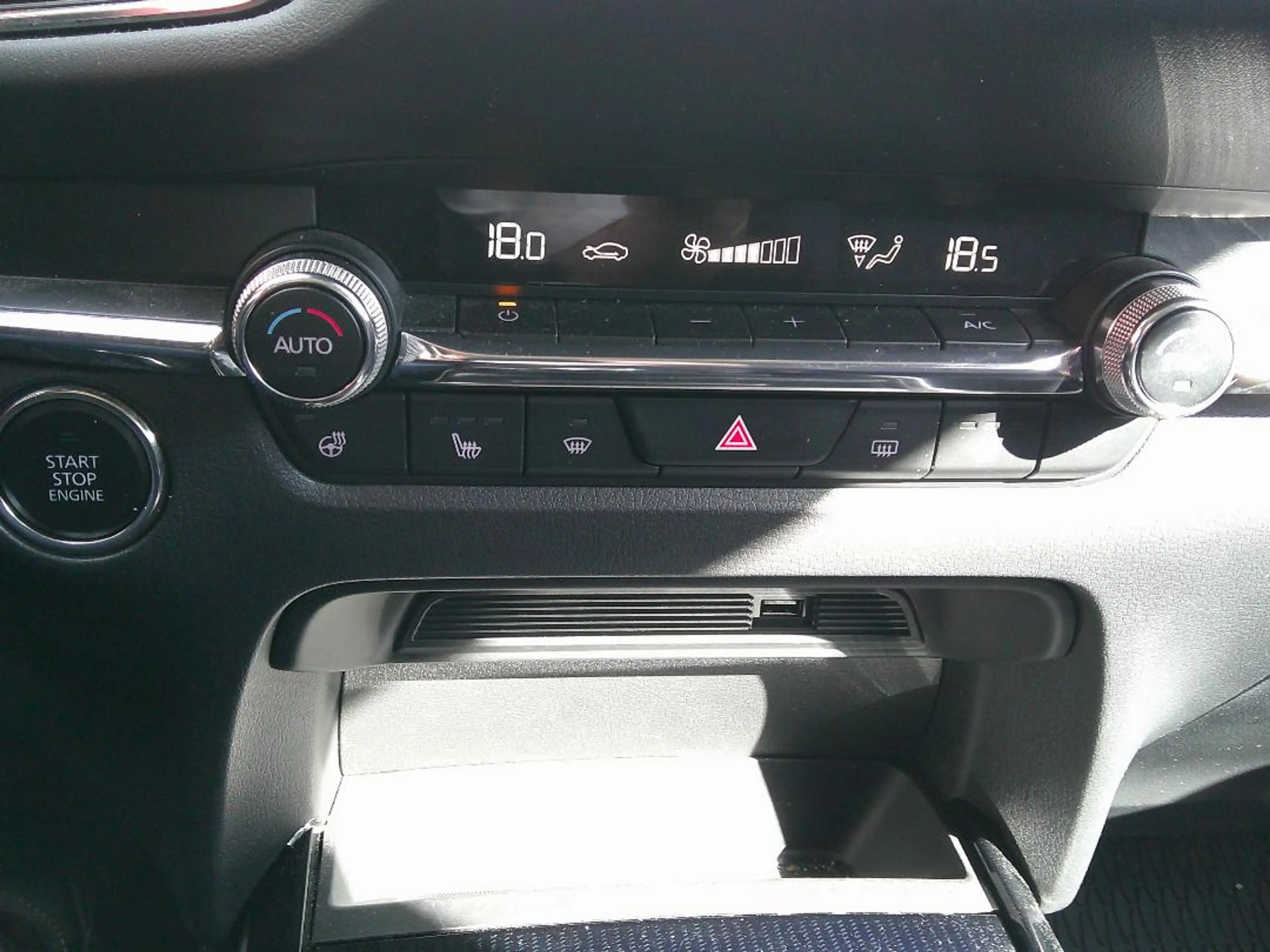 Mazda Others Selection Allrad Rückfahrkamera Matrix 360 Kamera Navi — photo 8