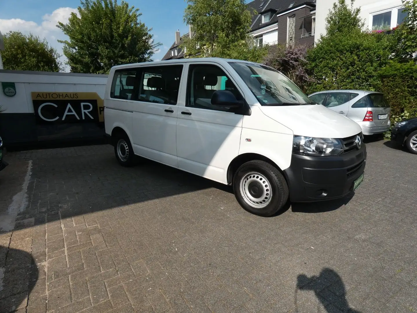 Volkswagen T5 Kombi 2.0 TDI 9Sitzer /KLIMA/NAVI/AHK Білий - 2