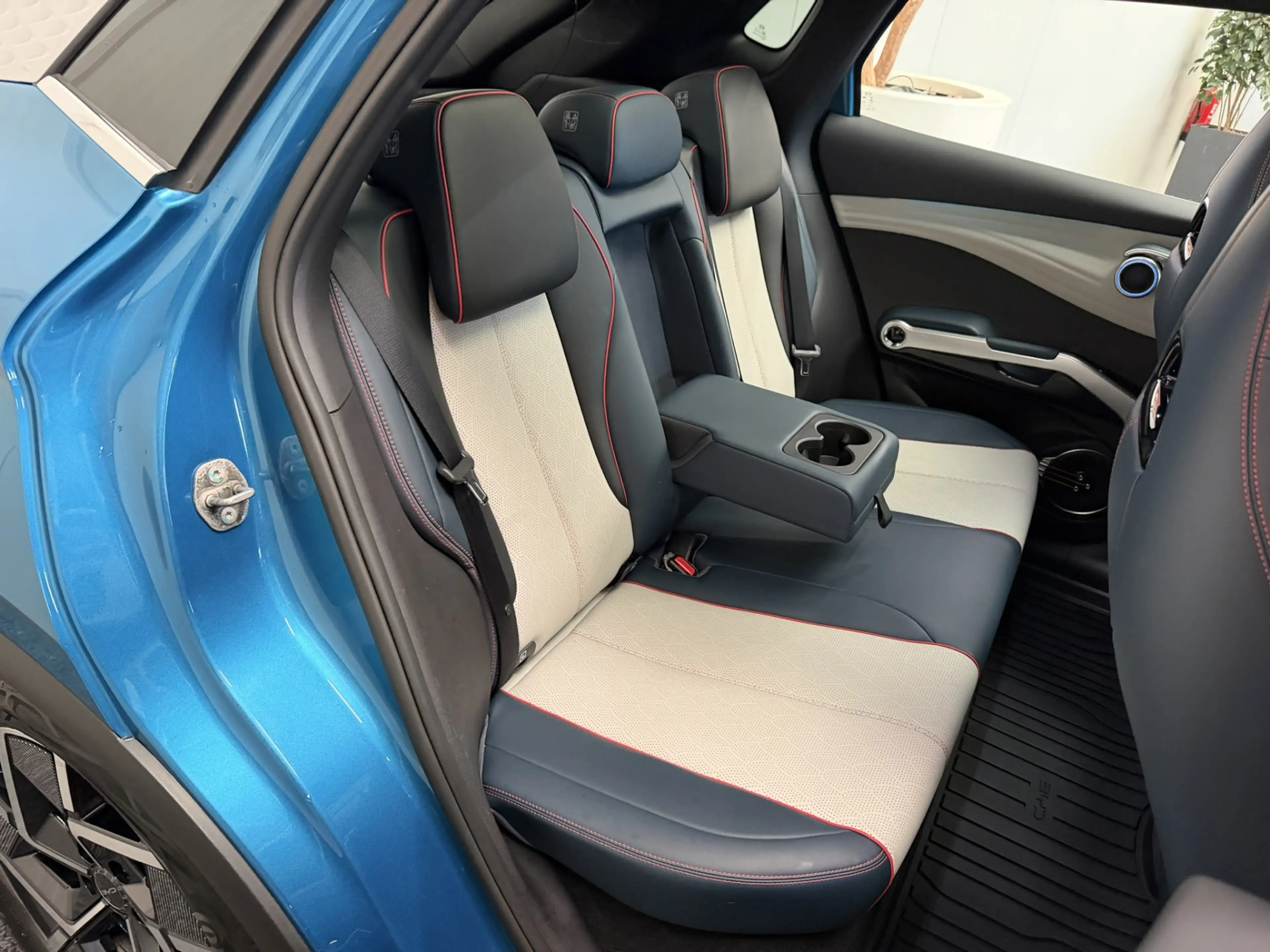 BYD Atto 3 DESIGN 60 kWh WLTP 420 KM * 45 STUKS OP VOORRAAD* — photo 20