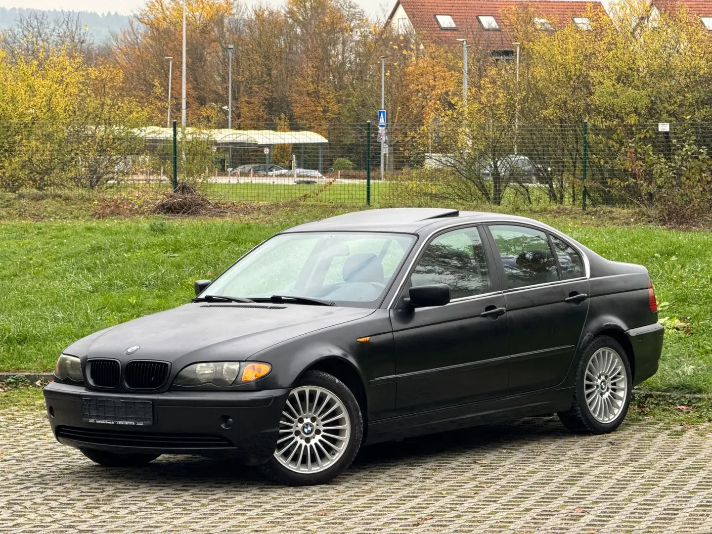 BMW 320 320i export und Handel Schwarz - 2