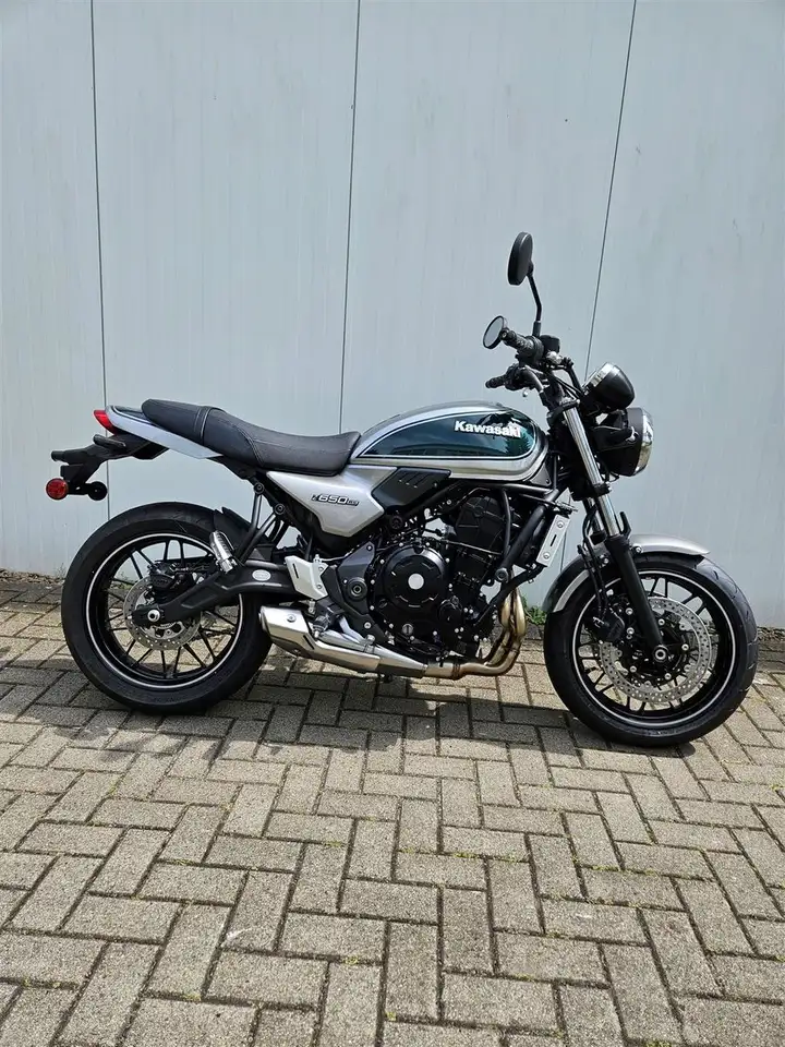Kawasaki Z 650 RS