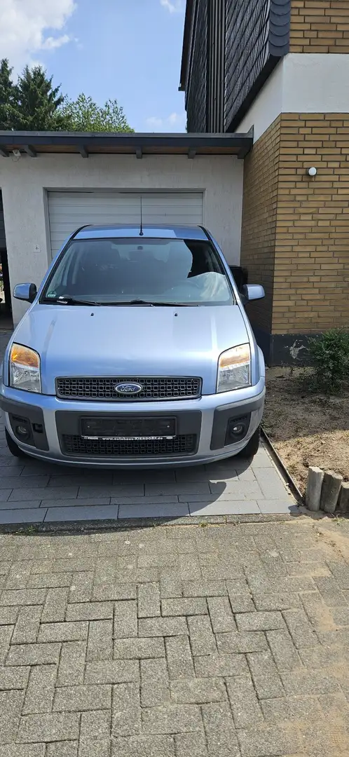 Ford Fusion 1.4 + - 2