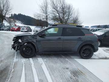 Shine Edition+KLIMA+PANO+NAVI+CAM+SHZ