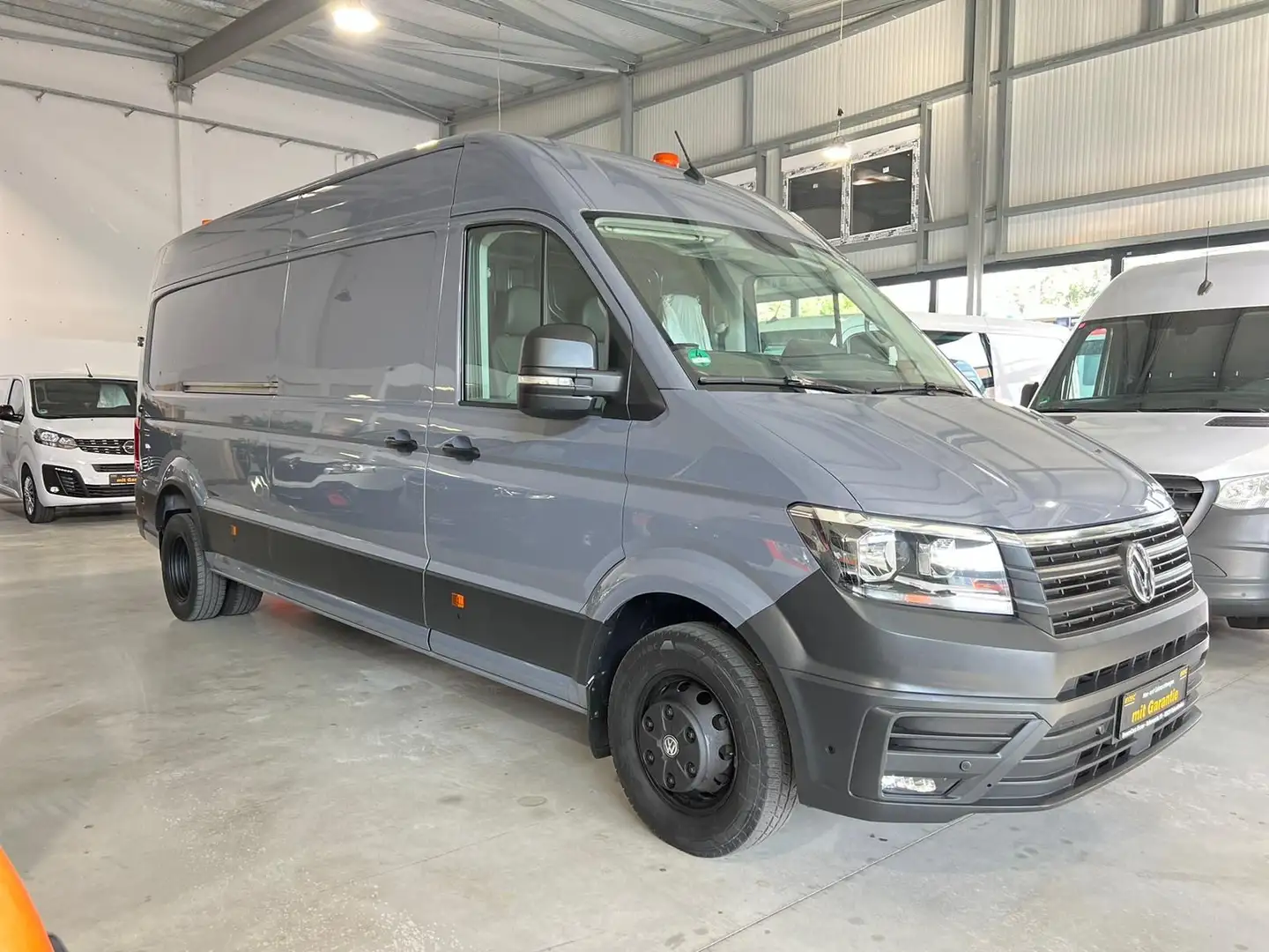 Volkswagen Crafter 50 MAXI RWD*KLIMA*AHK3.5T*RCAM*REGAL*3.5 Gris - 1