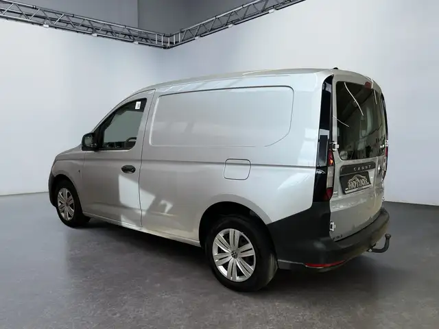 Volkswagen Caddy view 4