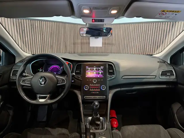 Renault Megane view 14
