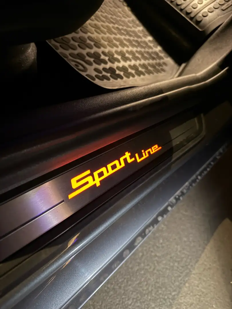 BMW 520 520d Touring Sport auto GARANTITA Grigio - 2