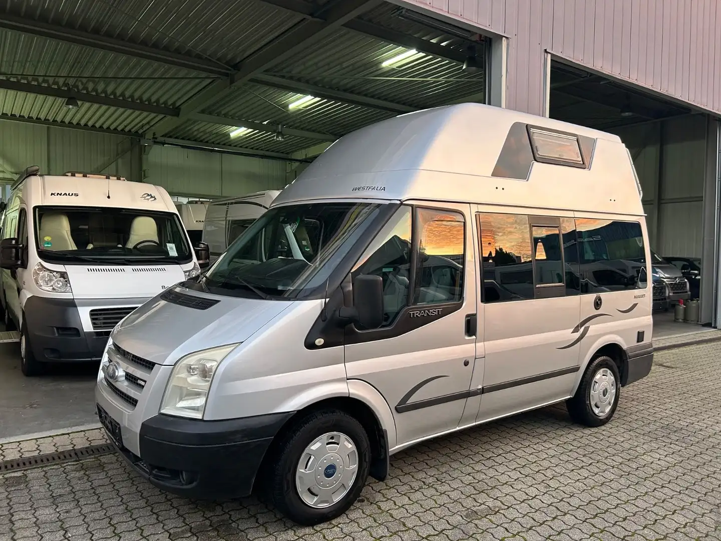 Ford Nugget Hochdach /Markise /2.Hand /131PS /AHK Silber - 1