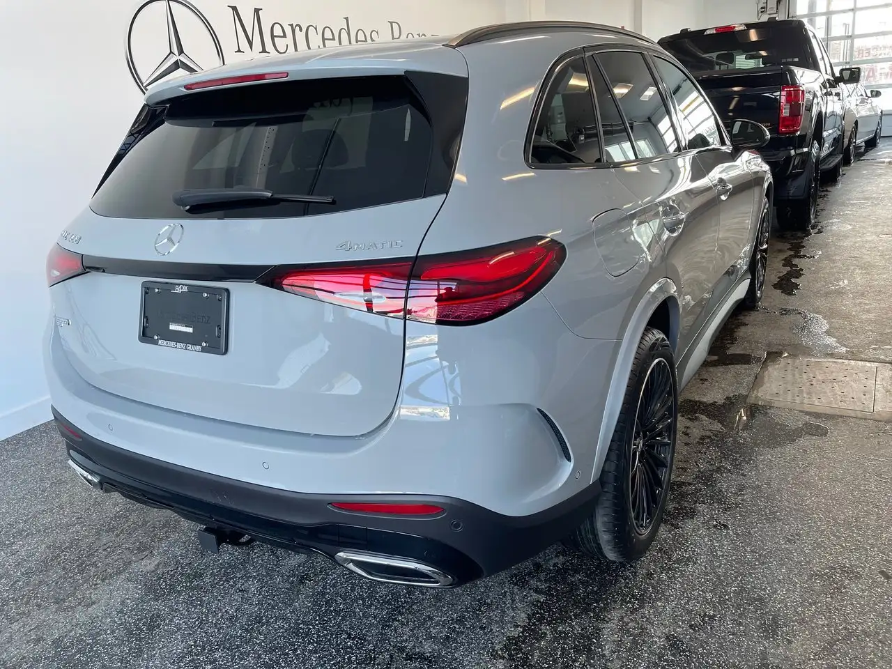 Mercedes-Benz GLC снимка Mercedes-Benz GLC