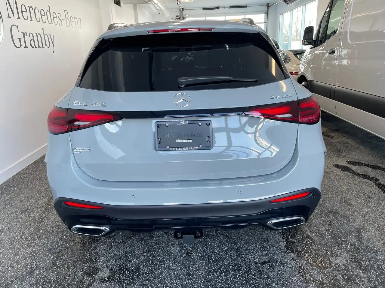 Mercedes-Benz GLC снимка Mercedes-Benz GLC