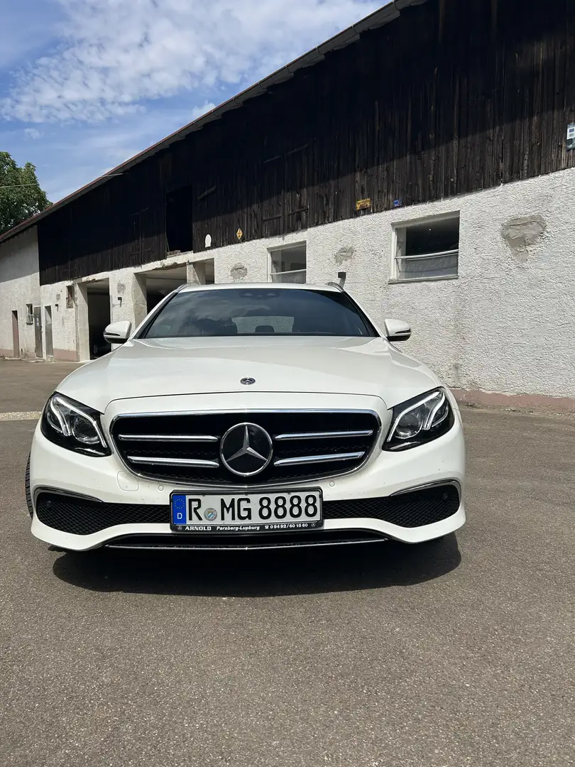 Mercedes-Benz E 300 d T 9G-TRONIC Avantgarde Sport Style Bianco - 2