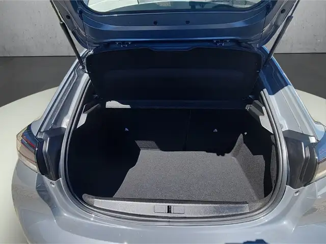 Peugeot 208 view 7