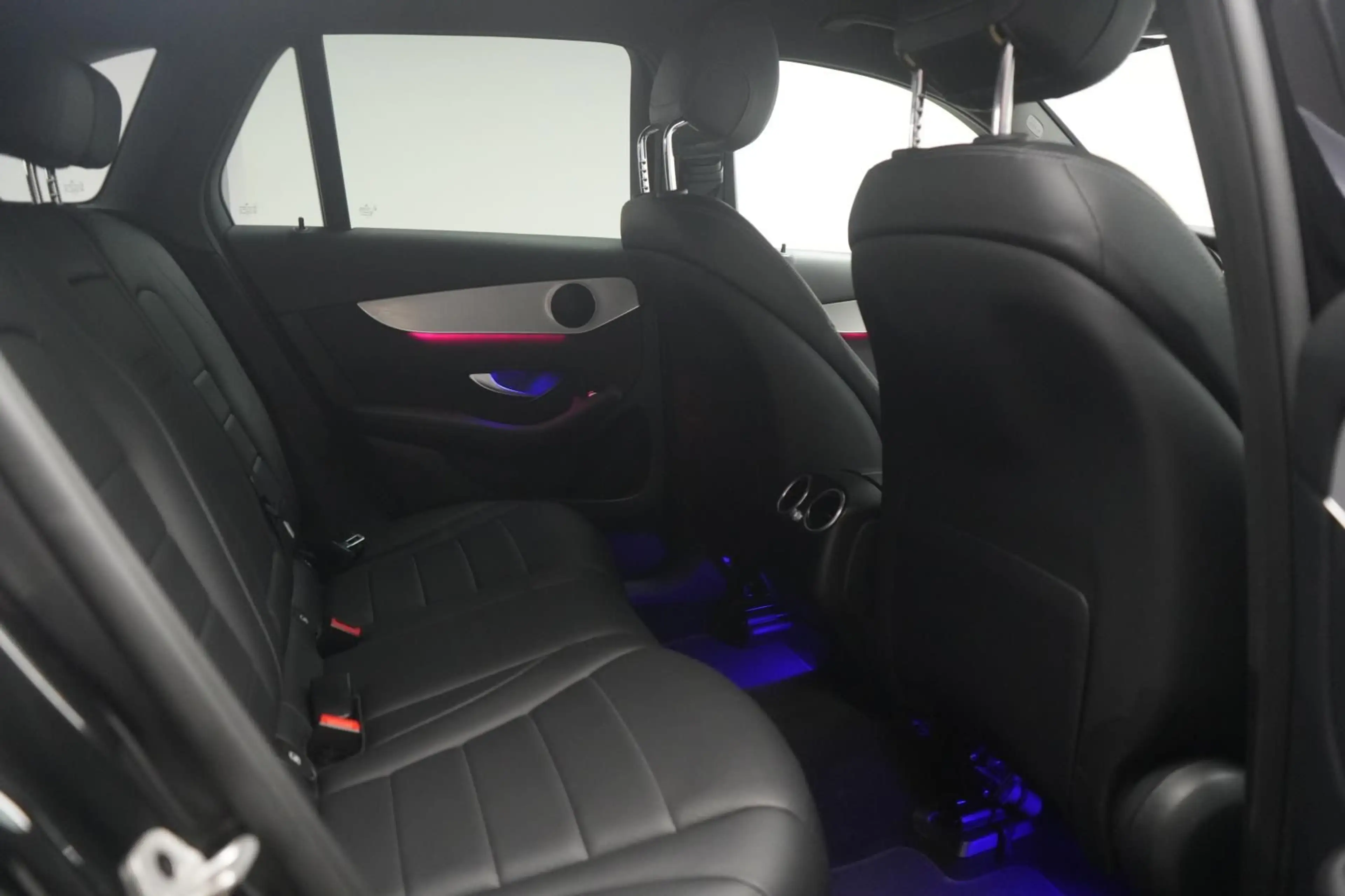 Mercedes-Benz GLC 300 de 4Matic 9G-Tronic Leder/Temp/Standhzg/ — photo 9