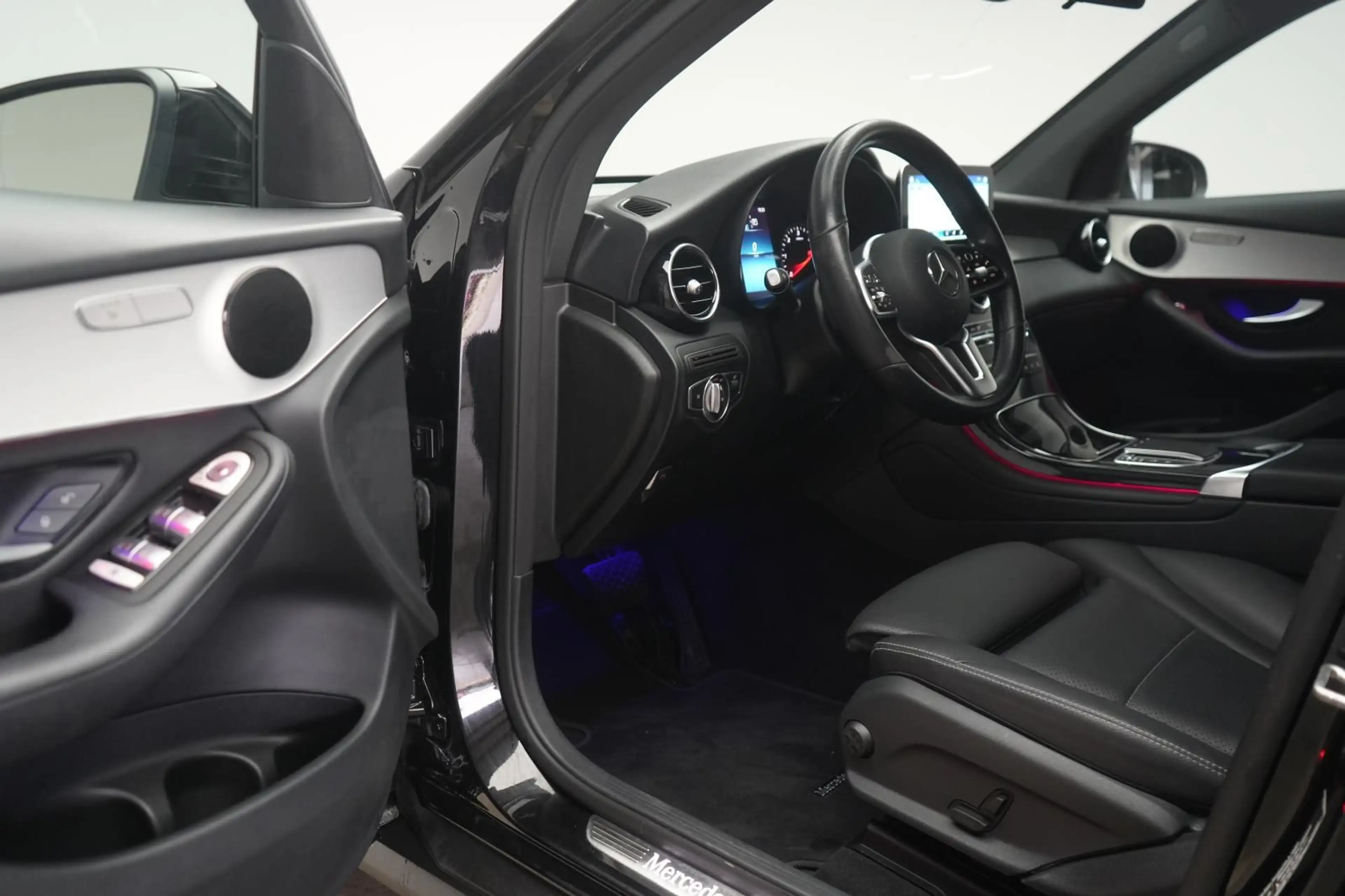 Mercedes-Benz GLC 300 de 4Matic 9G-Tronic Leder/Temp/Standhzg/ — photo 12