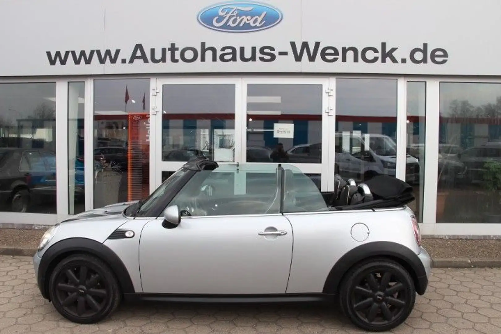 MINI Cooper Cabrio 1,6*LEDER*XENON*SITZHEIZUNG*87TKM Silber - 1