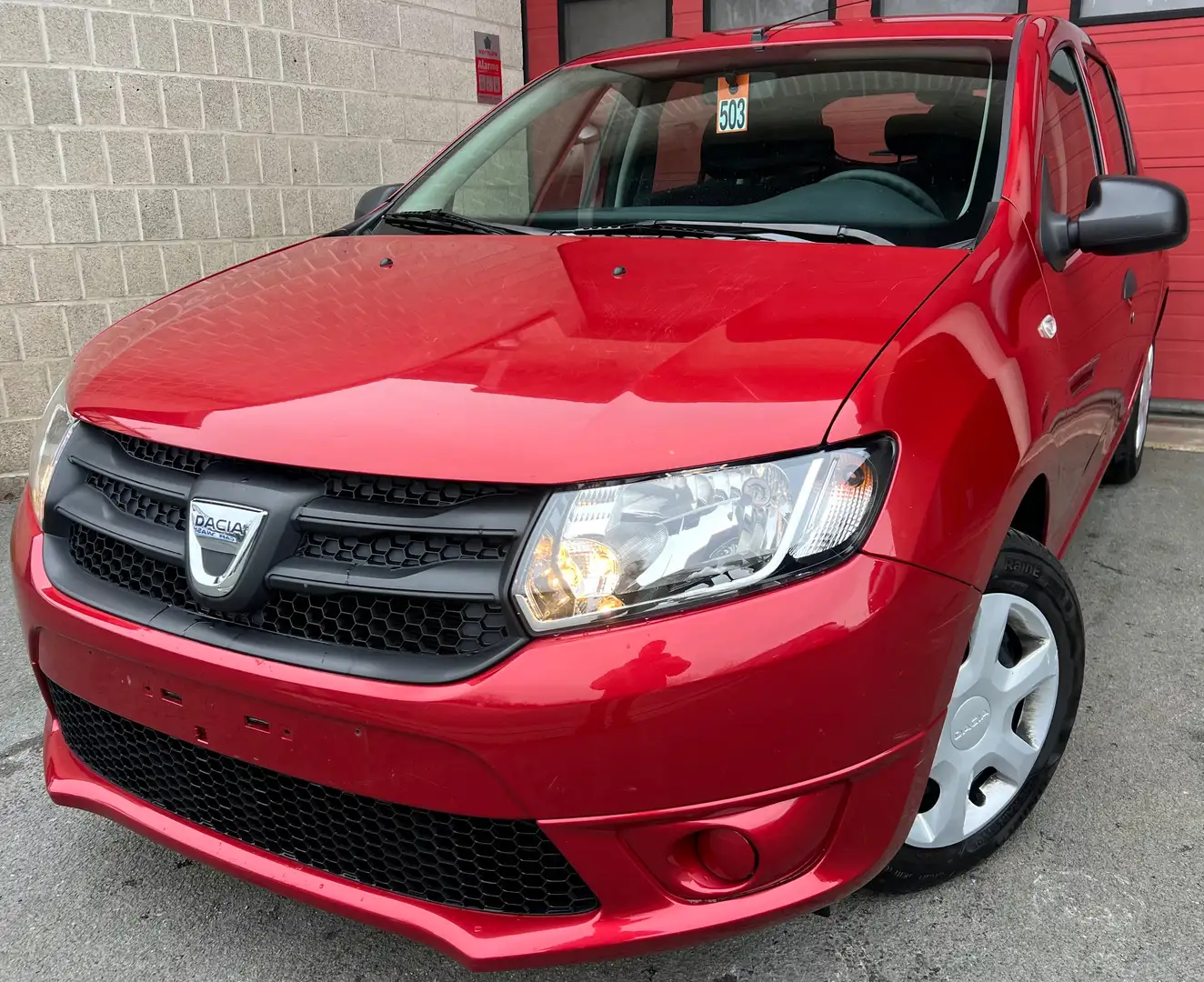 Dacia Sandero 1.2i Ambiance + CAR-PASS + GARANTIE Rouge - 1