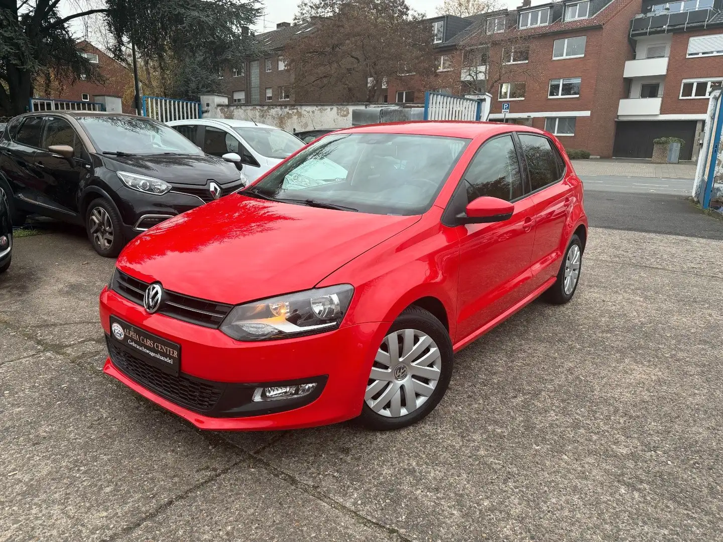 Volkswagen Polo V Team Automatik*TÜV*Garantie*SHZ*PDC*Insp* Rot - 1