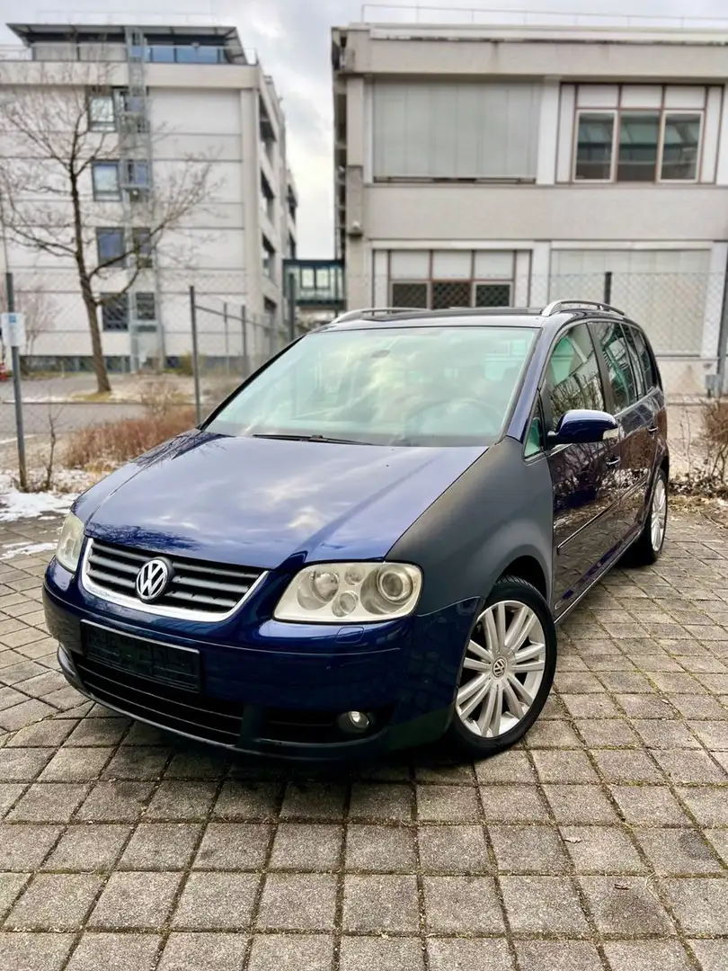 Volkswagen Touran Highline Blau - 1