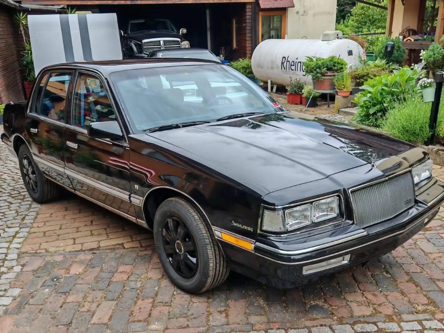 Buick Skylark 3.3 V6 Automatik Schwarz - 2