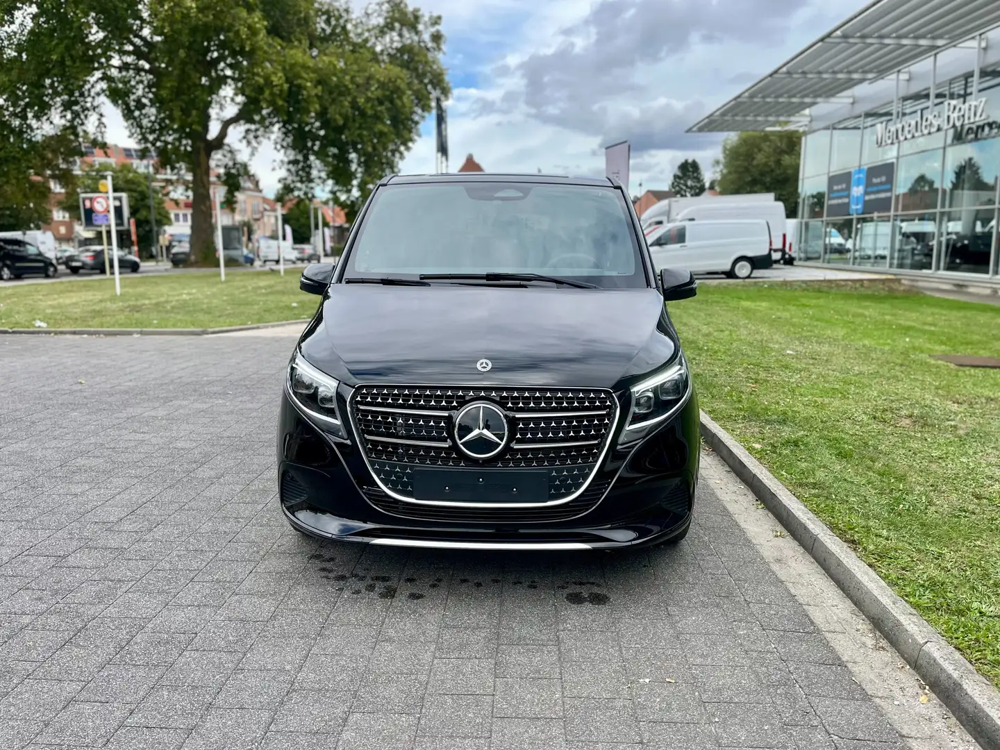 Mercedes-Benz V 220 V 220 d L3 Avantgarde Nero - 2