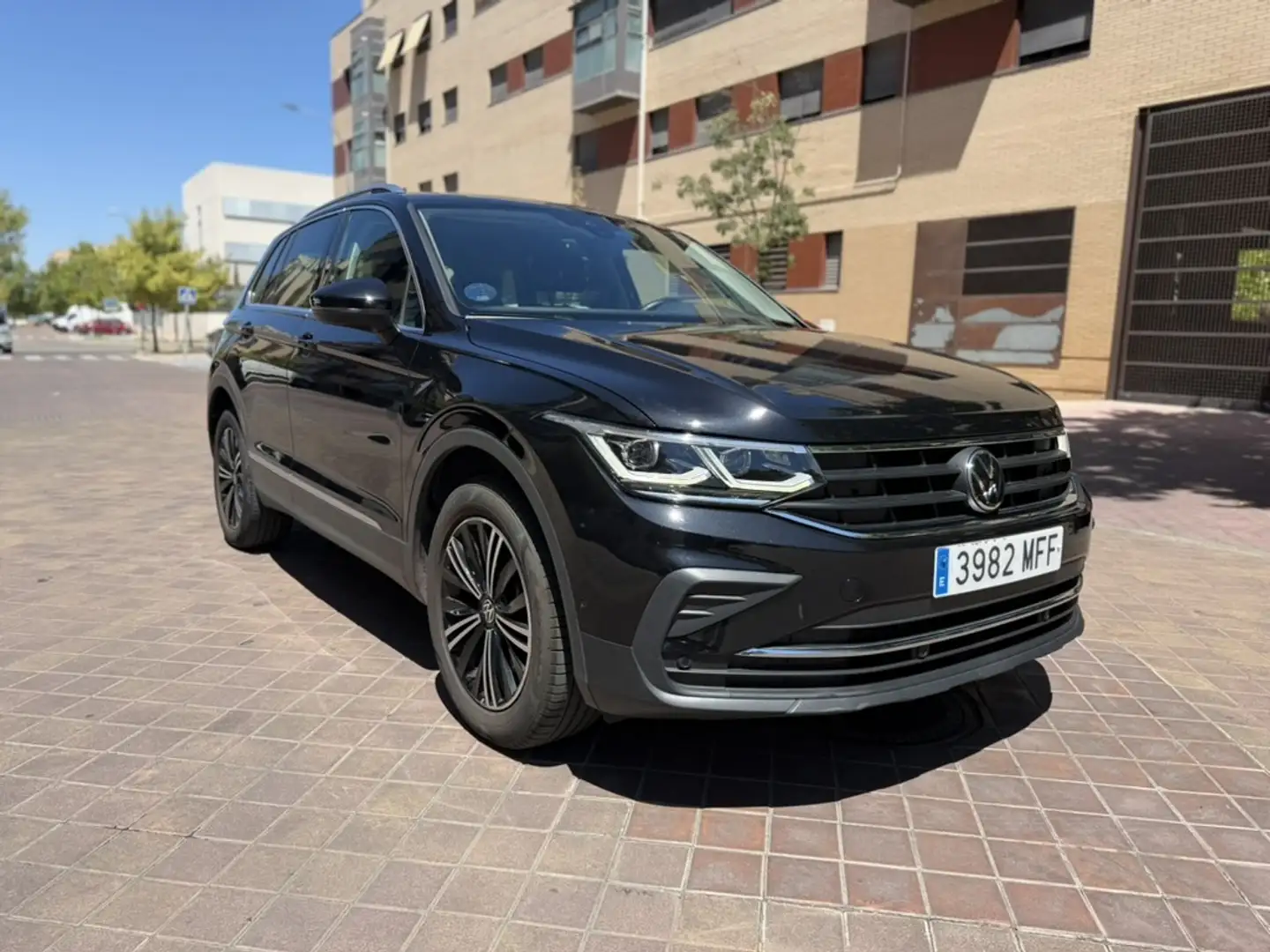 Volkswagen Tiguan 1.4 eHibrid Life 180kW Negro - 1