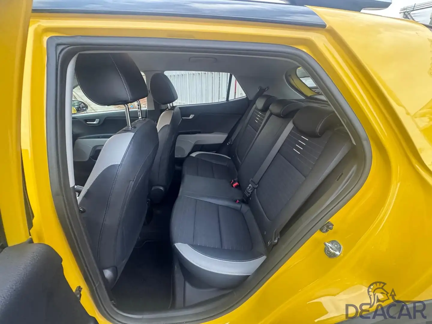 Kia Stonic Stonic 1.4 MPI EcoGPL Energy Jaune - 2