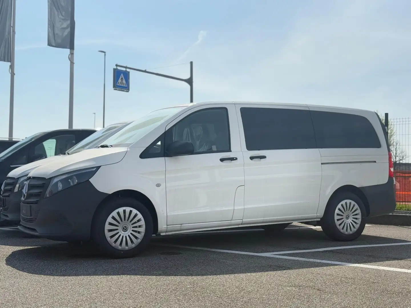 Mercedes-Benz Vito Vito Furgone 110 CDI Compact Bianco - 2