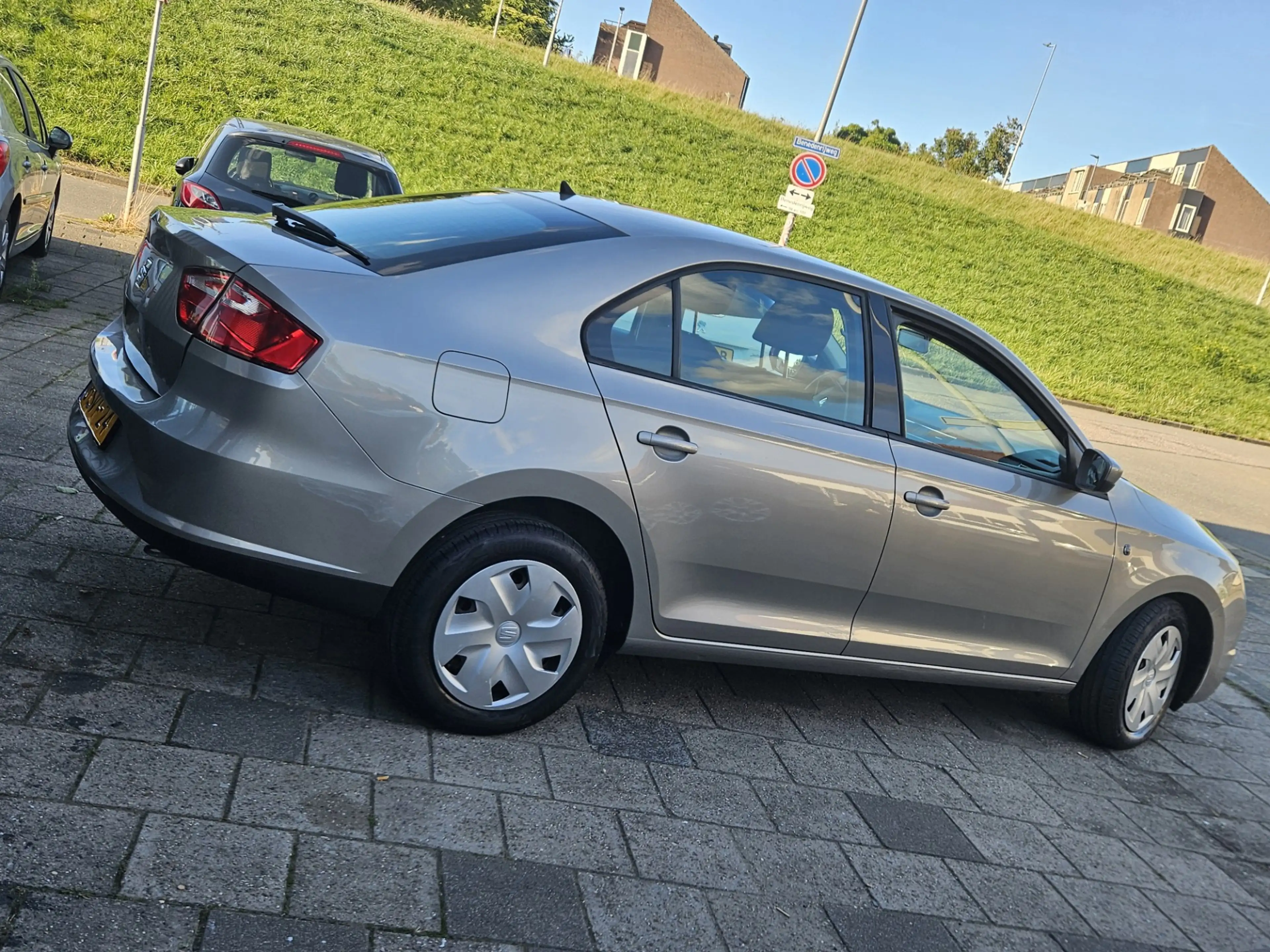 SEAT Toledo 1.2 TSI Enjoy — photo 4