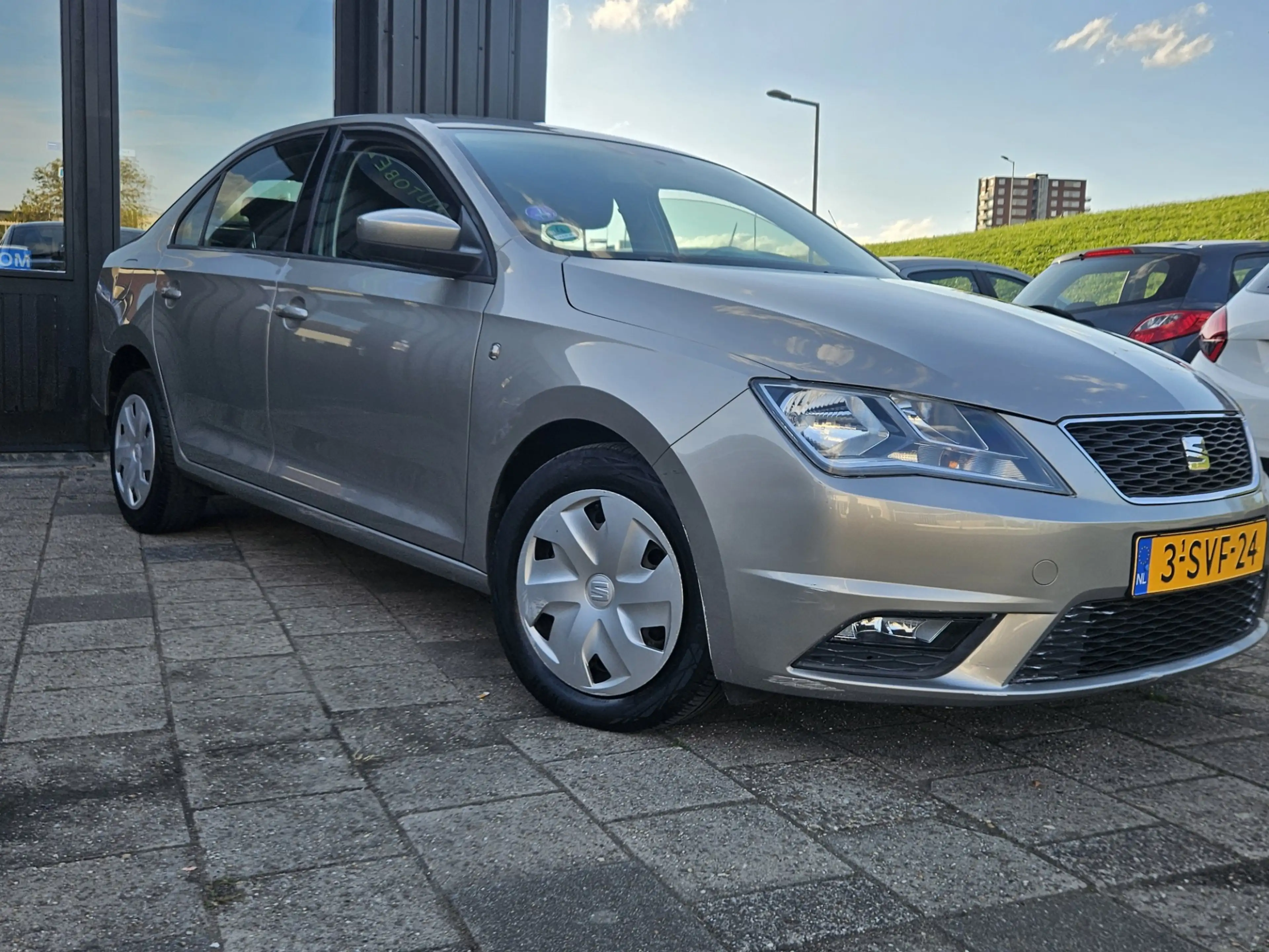 SEAT Toledo 1.2 TSI Enjoy — photo 3